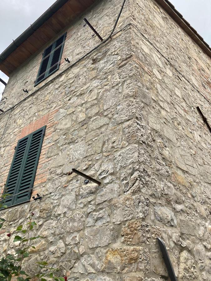 Willa Tower Caratteristico In Pietra Palazzina  Zewnętrze zdjęcie